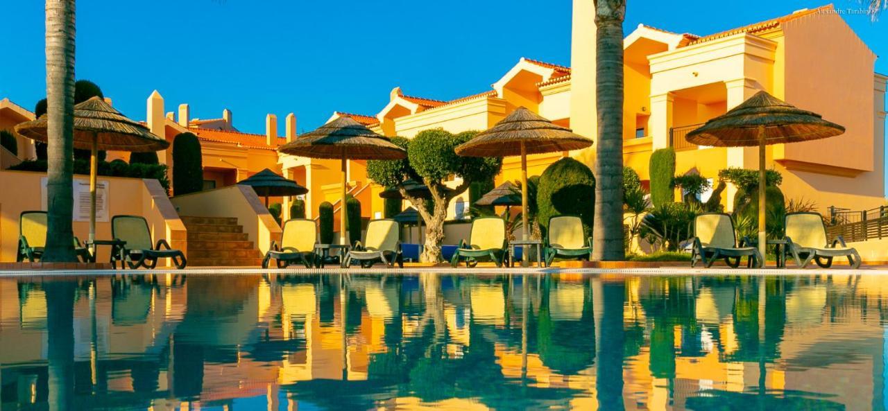 Luzbay Pool Apartments Eksteriør bilde