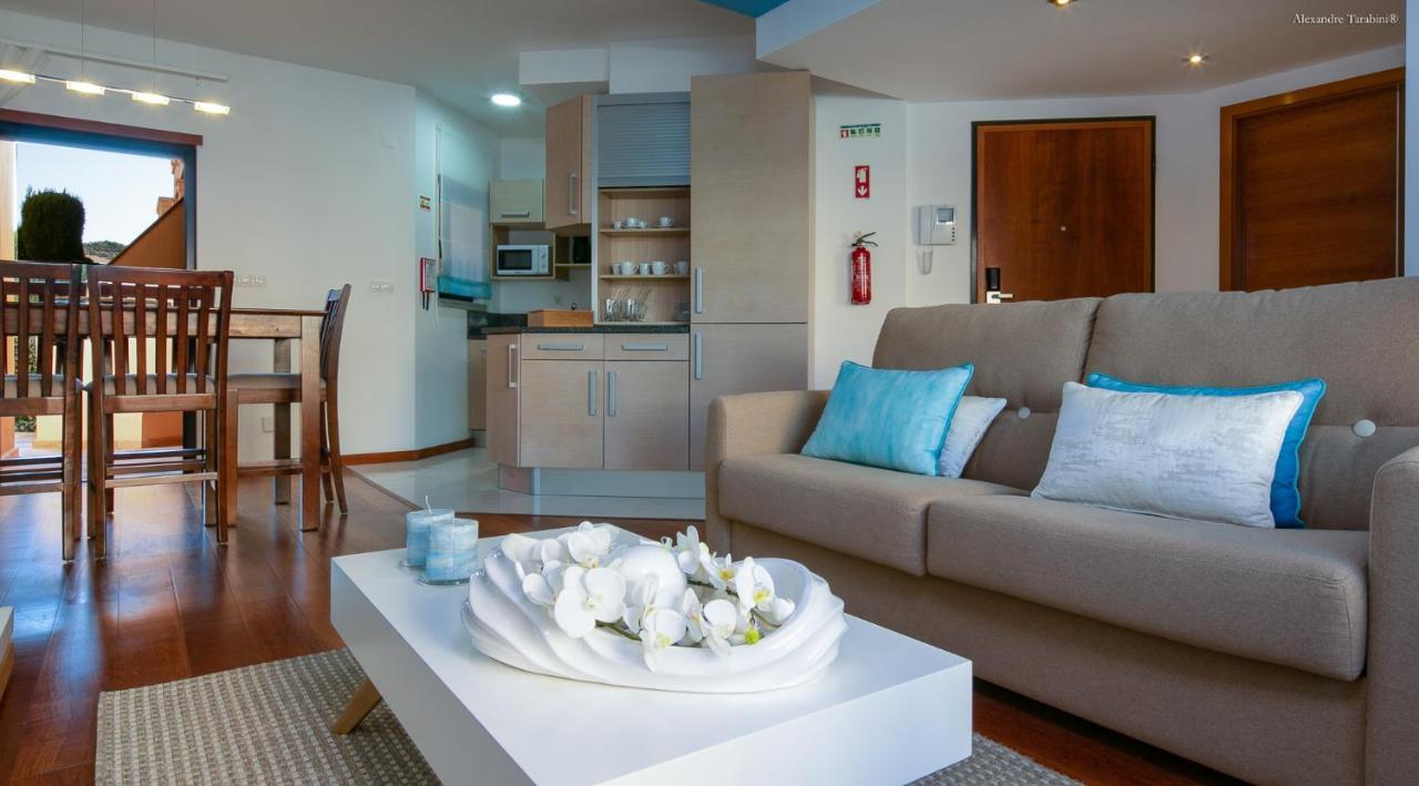 Luzbay Pool Apartments Eksteriør bilde